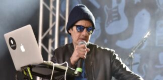 Uusi visuaali: Mike D – True Colors